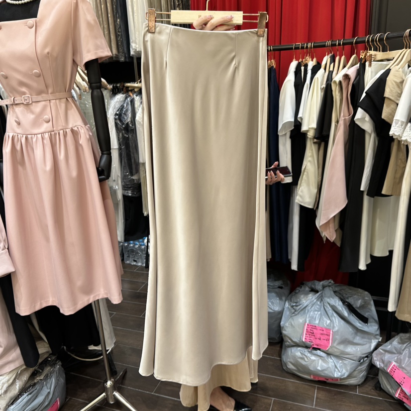 HERISH-HAUTE韓國直郵女裝新款時尚26夏季26春夏推薦長裙緞Herish-Haute-A長裙圖色3