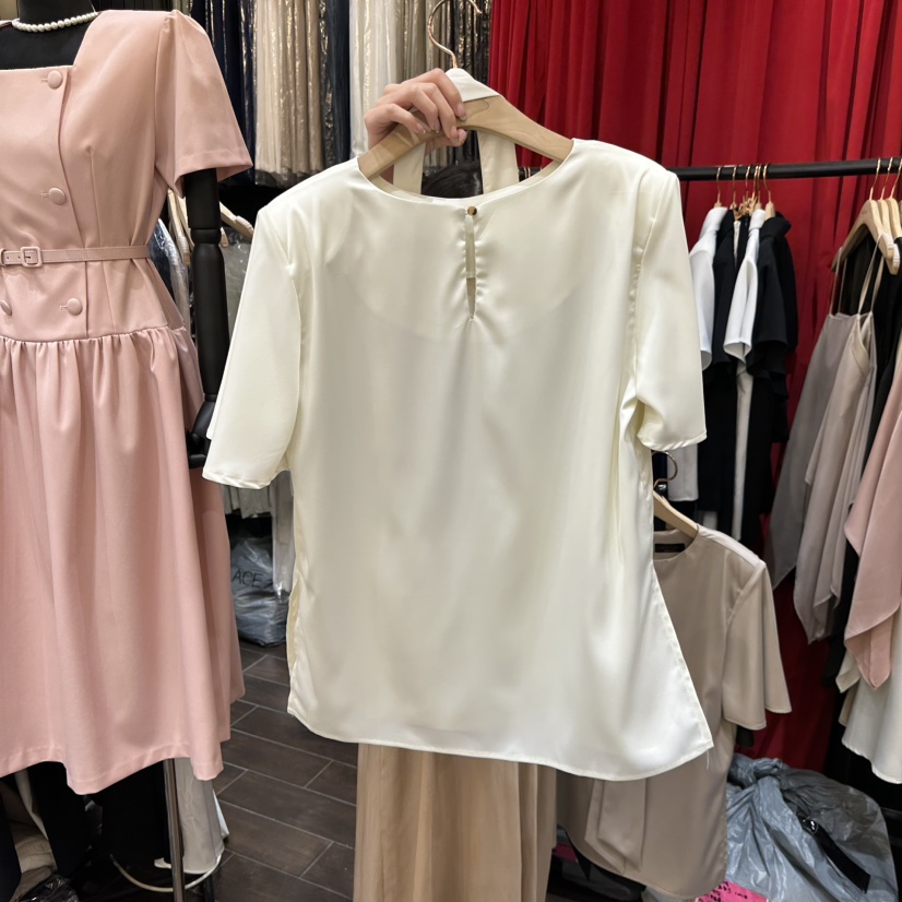HERISH-HAUTE東大門實拍韓國女士新款時尚襯衫蕾絲衫含圍巾船領緞面Herish-Haute-A襯衫/蕾絲衫