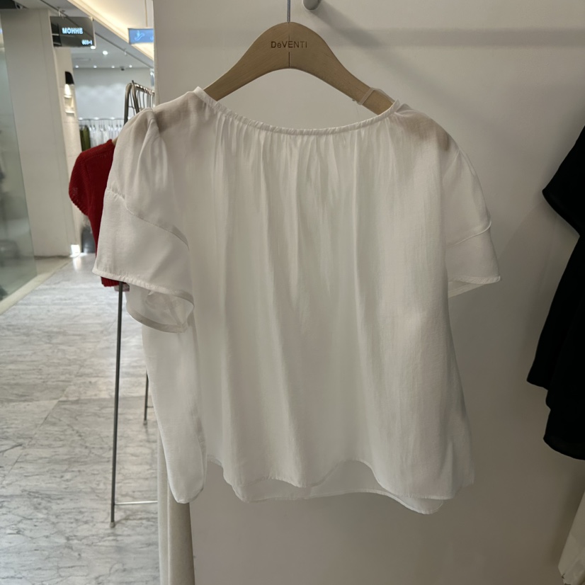 DE VENTI東大門實拍韓國女士新款26夏季襯衫蕾絲衫不含項鏈DE VENTI襯衫/蕾絲衫圖色2