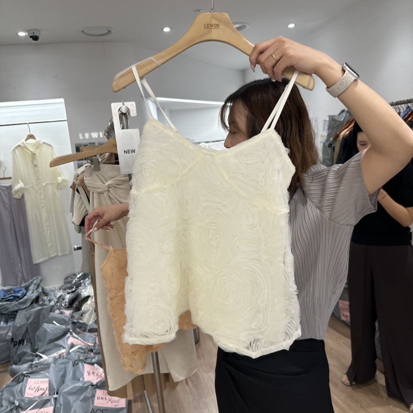 LEWIN韓國東大門直郵女裝新品26春夏時尚職業人氣吊帶背心LEWIN吊帶/背心圖色2