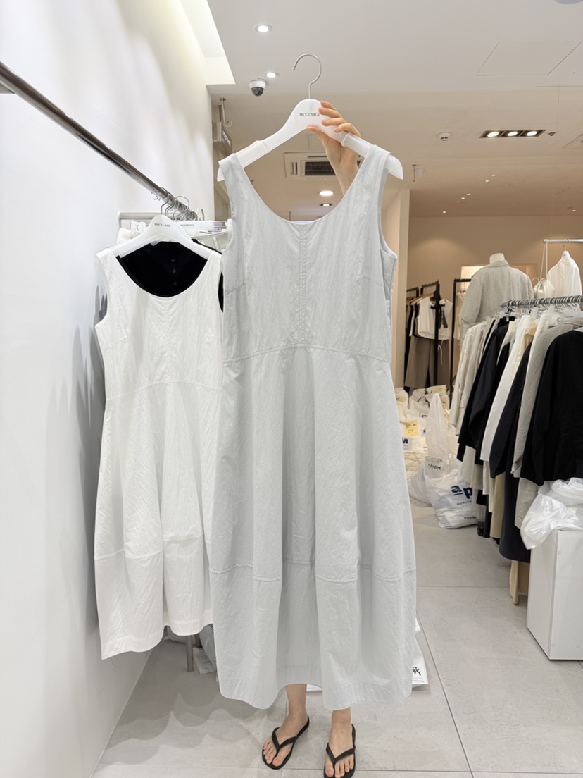 WOOD SAGE東大門實拍韓國女士新品人氣推薦26春夏連衣裙WOOD SAGE連衣裙圖色1