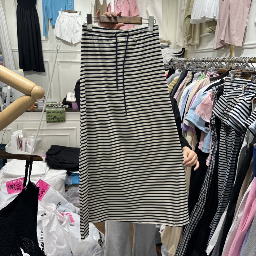 J.RITZY韓國直郵女裝新款人氣26春夏推薦26夏季職業長裙J.RITZY長裙圖色2米色