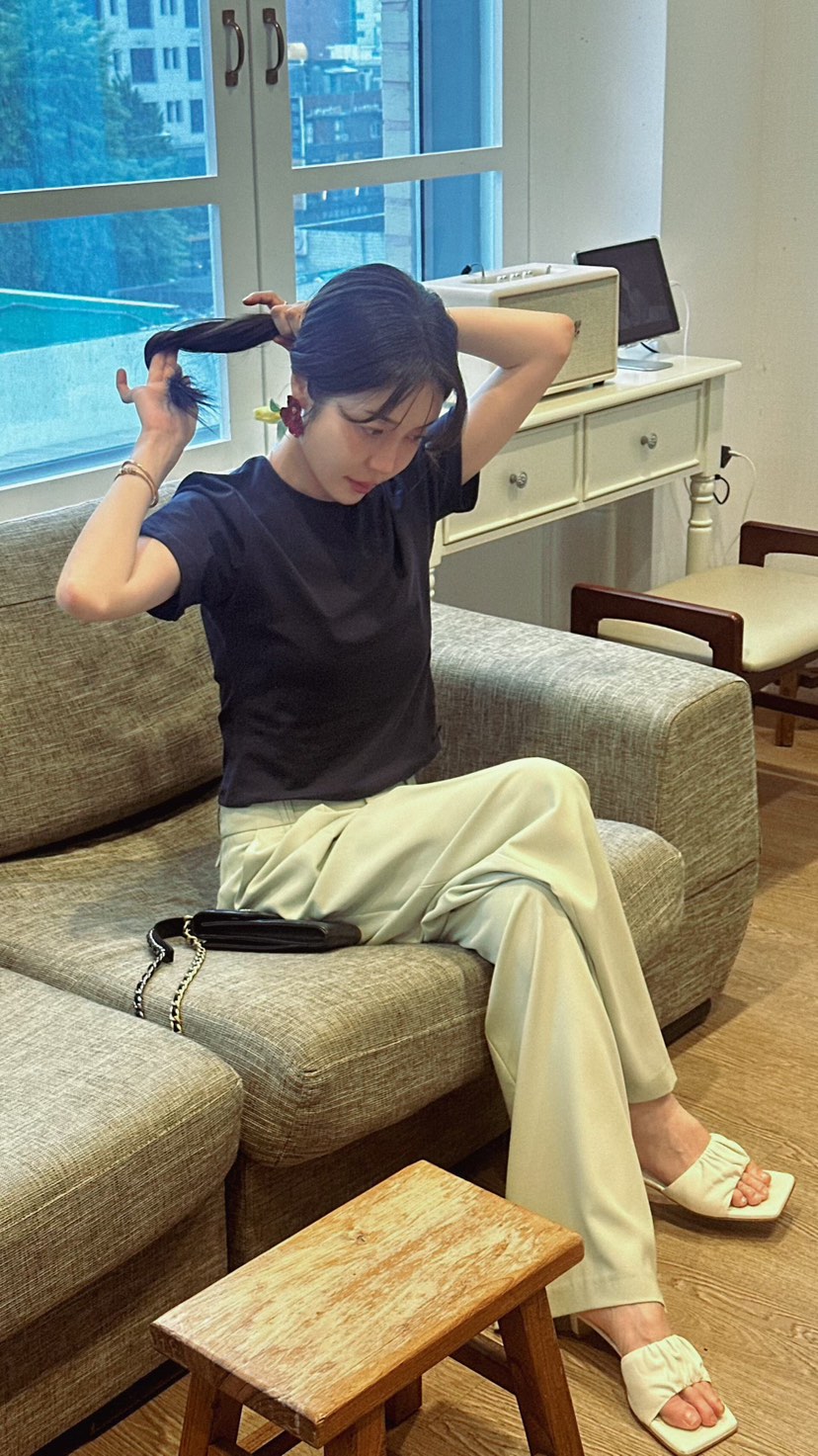 GENTLE B/LOVENTINA韓國東大門代購女士新款26春夏休閑T恤GENTLE B/LOVENTINAT恤