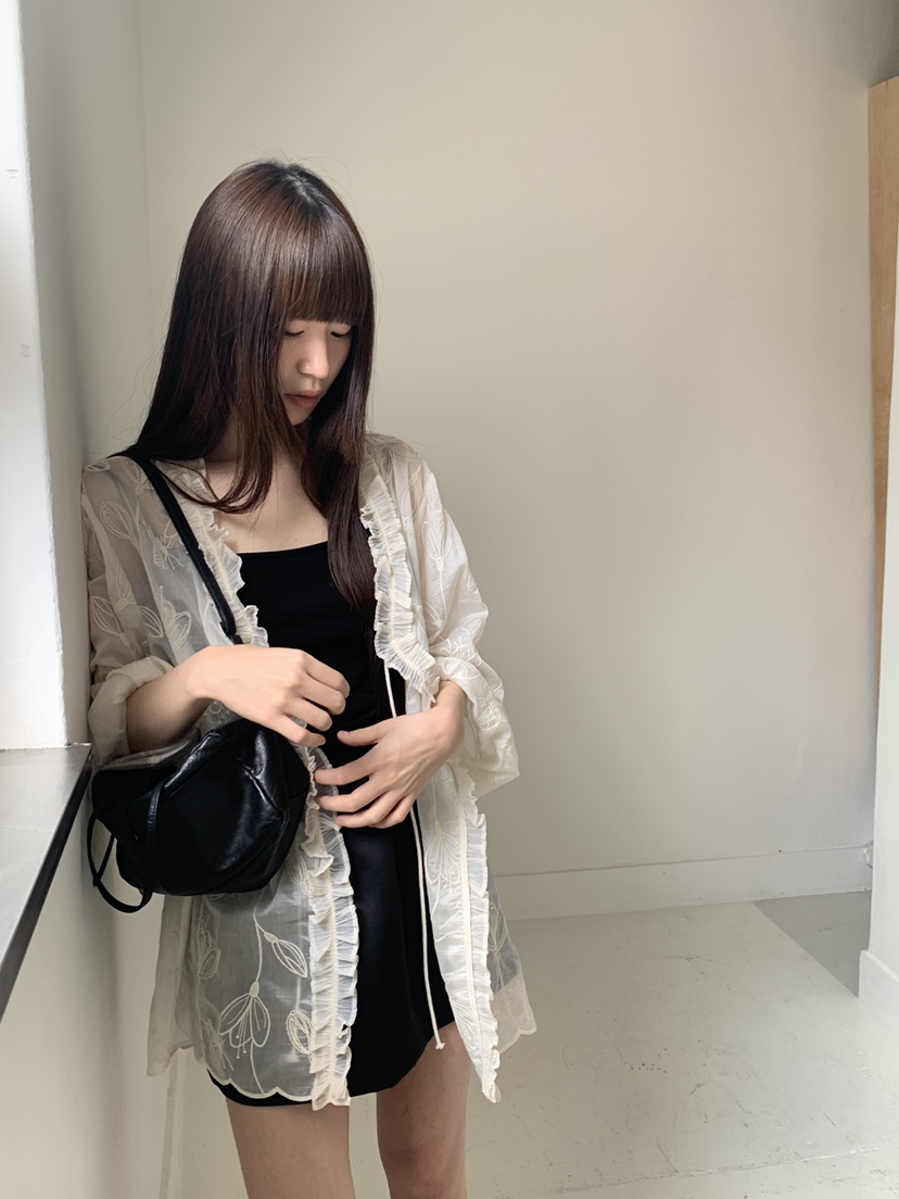 LOGARDEN韓國東大門代購女裝新款26夏季人氣熱賣襯衫蕾絲衫LO GARDEN襯衫/蕾絲衫