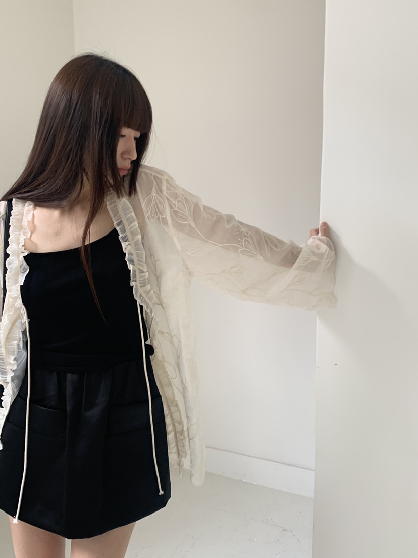 LOGARDEN韓國東大門代購女裝新款26夏季人氣熱賣襯衫蕾絲衫LO GARDEN襯衫/蕾絲衫