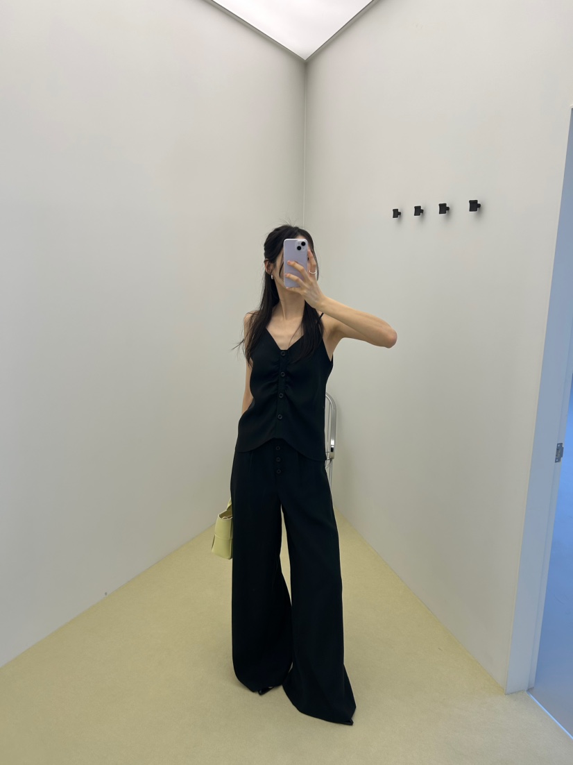 ME MO韓國直郵實拍女裝新品人氣26夏季熱賣推薦吊帶背心ME MO吊帶/背心