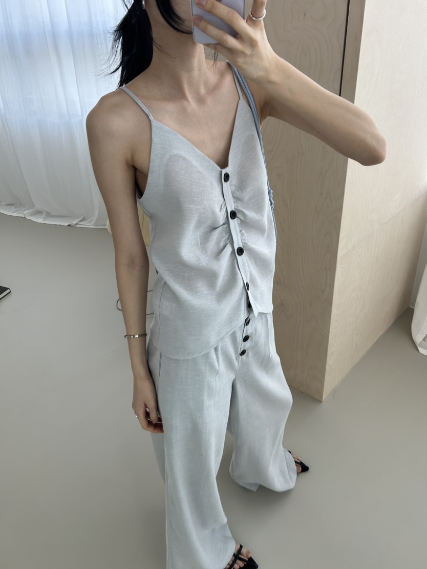 ME MO韓國直郵實拍女裝新品人氣26夏季熱賣推薦吊帶背心ME MO吊帶/背心
