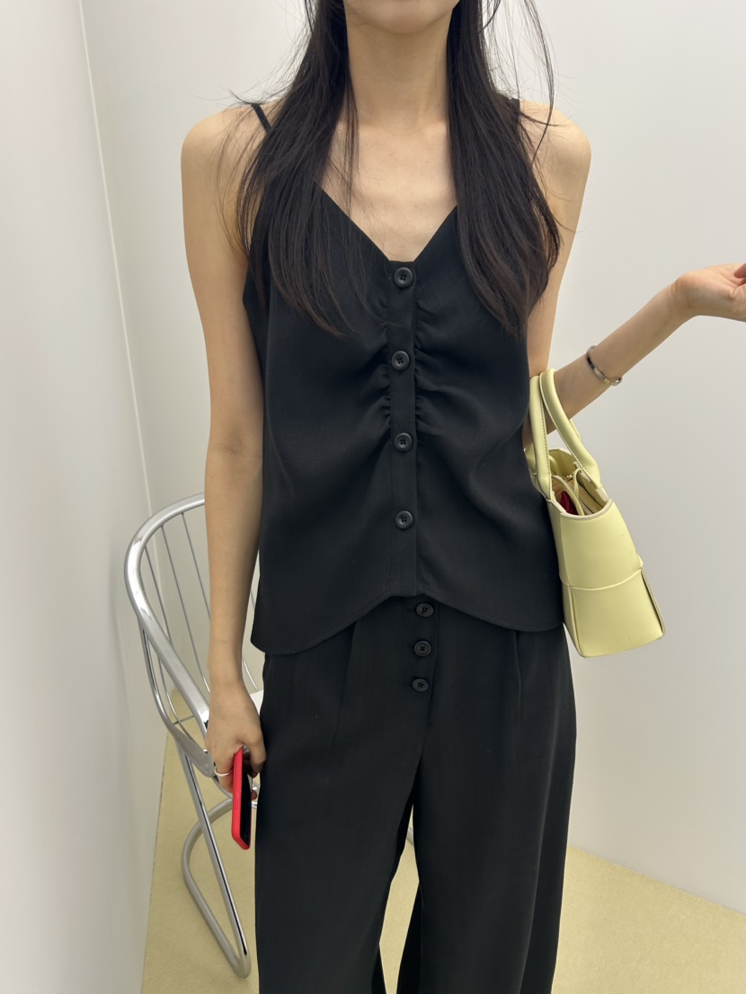ME MO韓國直郵實拍女裝新品人氣26夏季熱賣推薦吊帶背心ME MO吊帶/背心圖色2