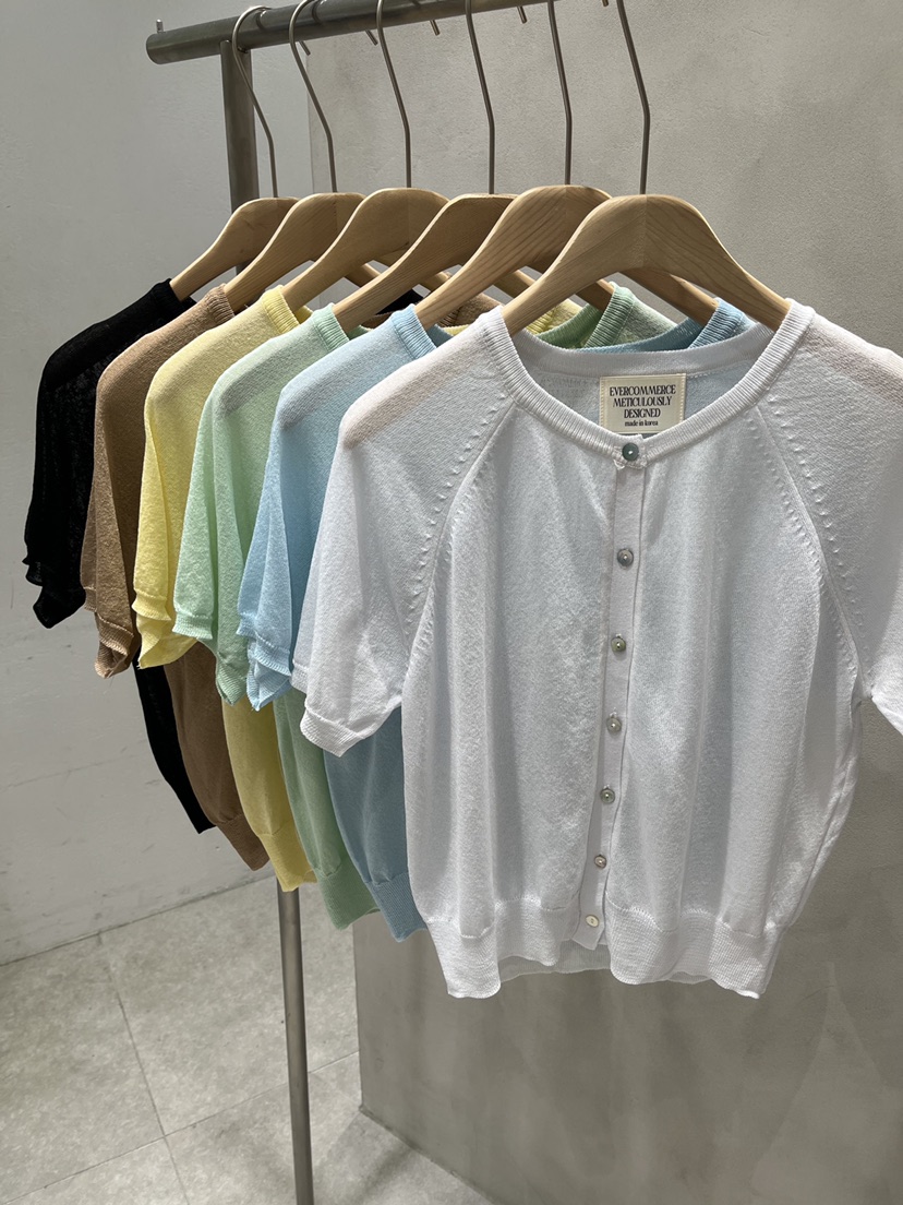 EVERCOMMERCE METICULOUSLY DESIGNED東大門實拍韓國女士新款26夏季針織衫EVERCOMMERCE METICULOUSLY DESIGNED針織衫