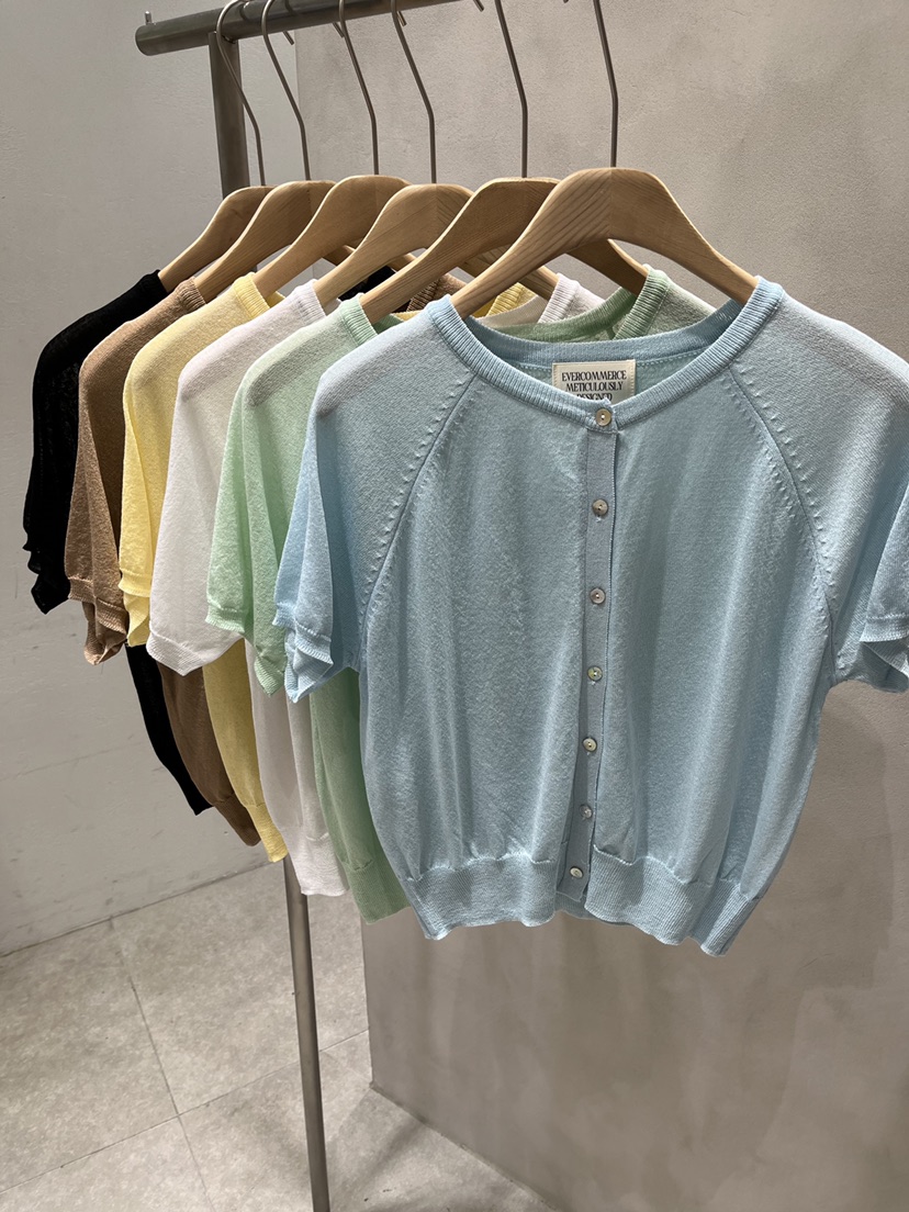 EVERCOMMERCE METICULOUSLY DESIGNED東大門實拍韓國女士新款26夏季針織衫EVERCOMMERCE METICULOUSLY DESIGNED針織衫