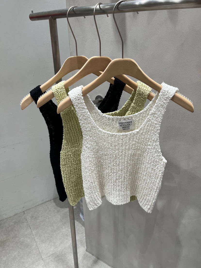 EVERCOMMERCE METICULOUSLY DESIGNED東大門實拍韓國女裝新品推薦吊帶背心棉EVERCOMMERCE METICULOUSLY DESIGNED吊帶/背心