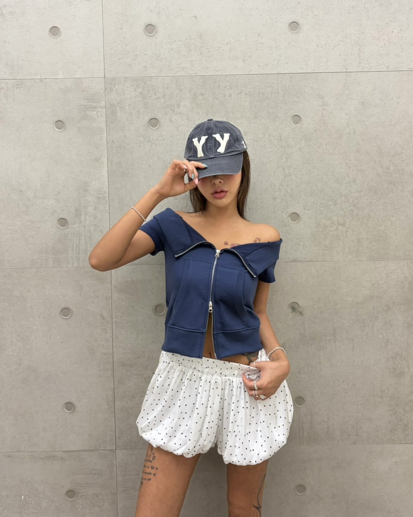 CUCUMBER韓國東大門直郵女裝新款職業26夏季熱賣26春夏衛衣CUCUMBER衛衣圖色2