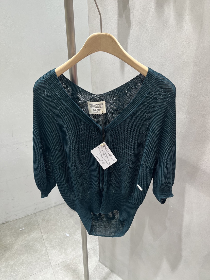 EVERCOMMERCE METICULOUSLY DESIGNED韓國代購女裝新款26春夏針織衫EVERCOMMERCE METICULOUSLY DESIGNED針織衫