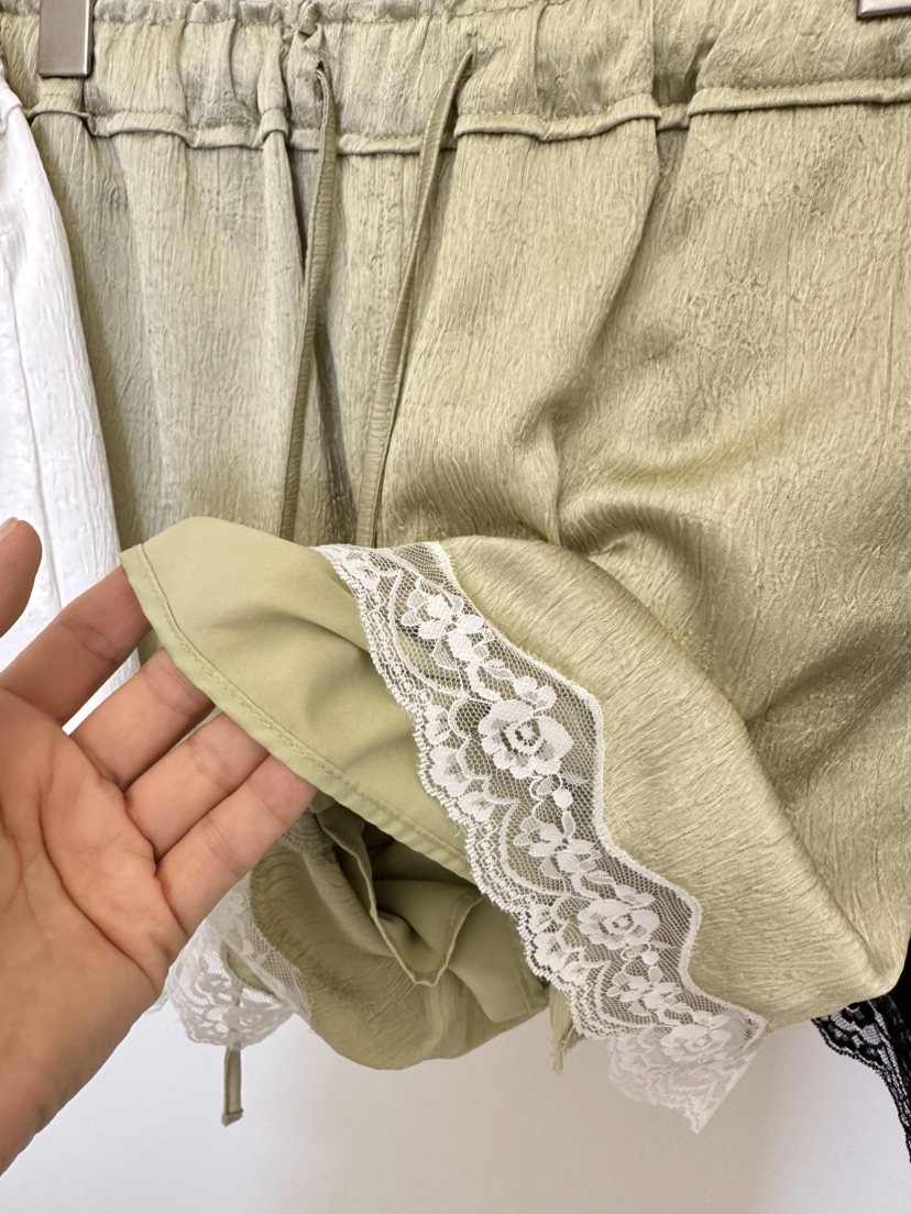 CELLI韓國直郵女士新款熱賣時尚26春夏休閑推薦短褲蕾絲緞面CELLI短褲