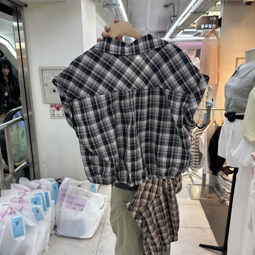 FLYFLY/LULULALLA/LIVE東大門實拍韓國女士新款熱賣襯衫蕾絲衫FLYFLY/LULULALLA/LIVE襯衫/蕾絲衫