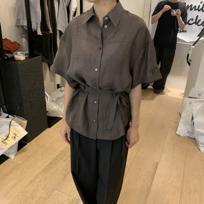 LA MAGIE FEMME韓國直郵女裝新款熱賣襯衫蕾絲衫含腰帶Lamagie Femme襯衫/蕾絲衫圖色1