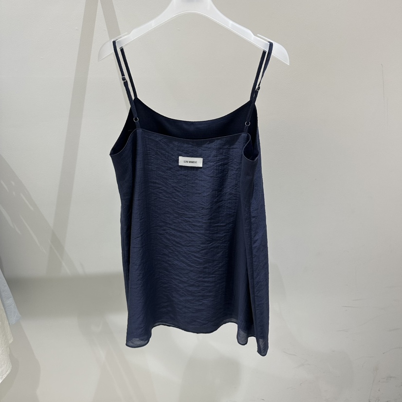 LOW MOMENT韓國直郵實拍女士新品推薦人氣休閑26春夏吊帶背心LOW MOMENT吊帶/背心