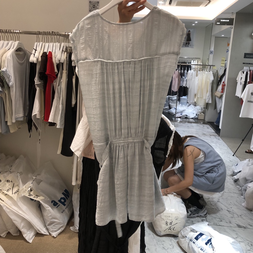 VENIR-a韓國直郵女士新款職業26春夏熱賣人氣休閑連衣裙VENIR-a連衣裙