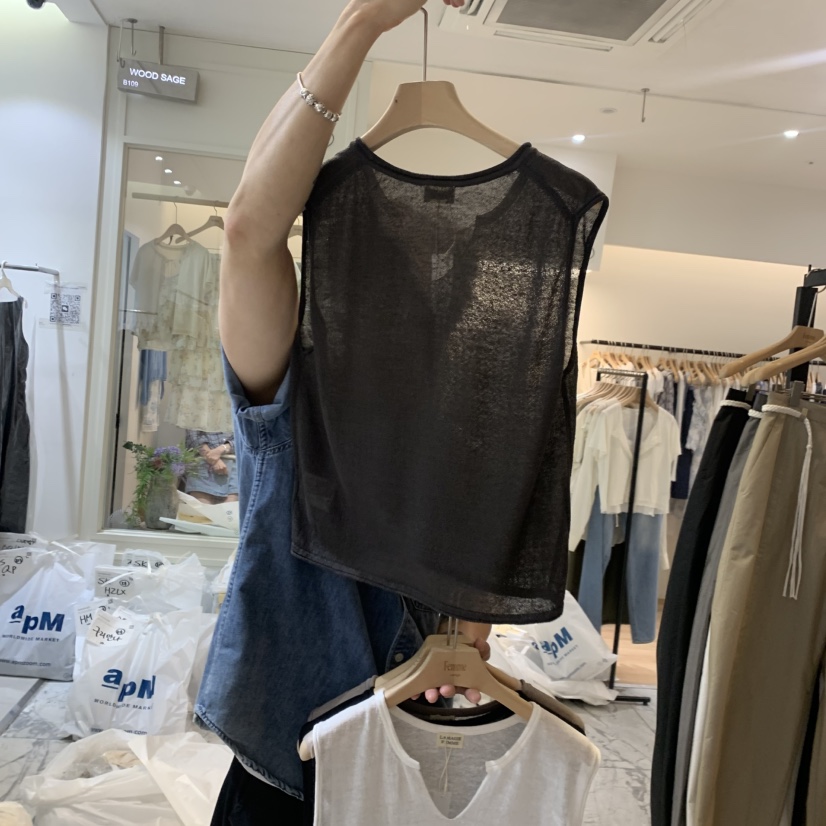 LA MAGIE FEMME韓國直郵實拍女士新品推薦時尚吊帶背心Lamagie Femme吊帶/背心