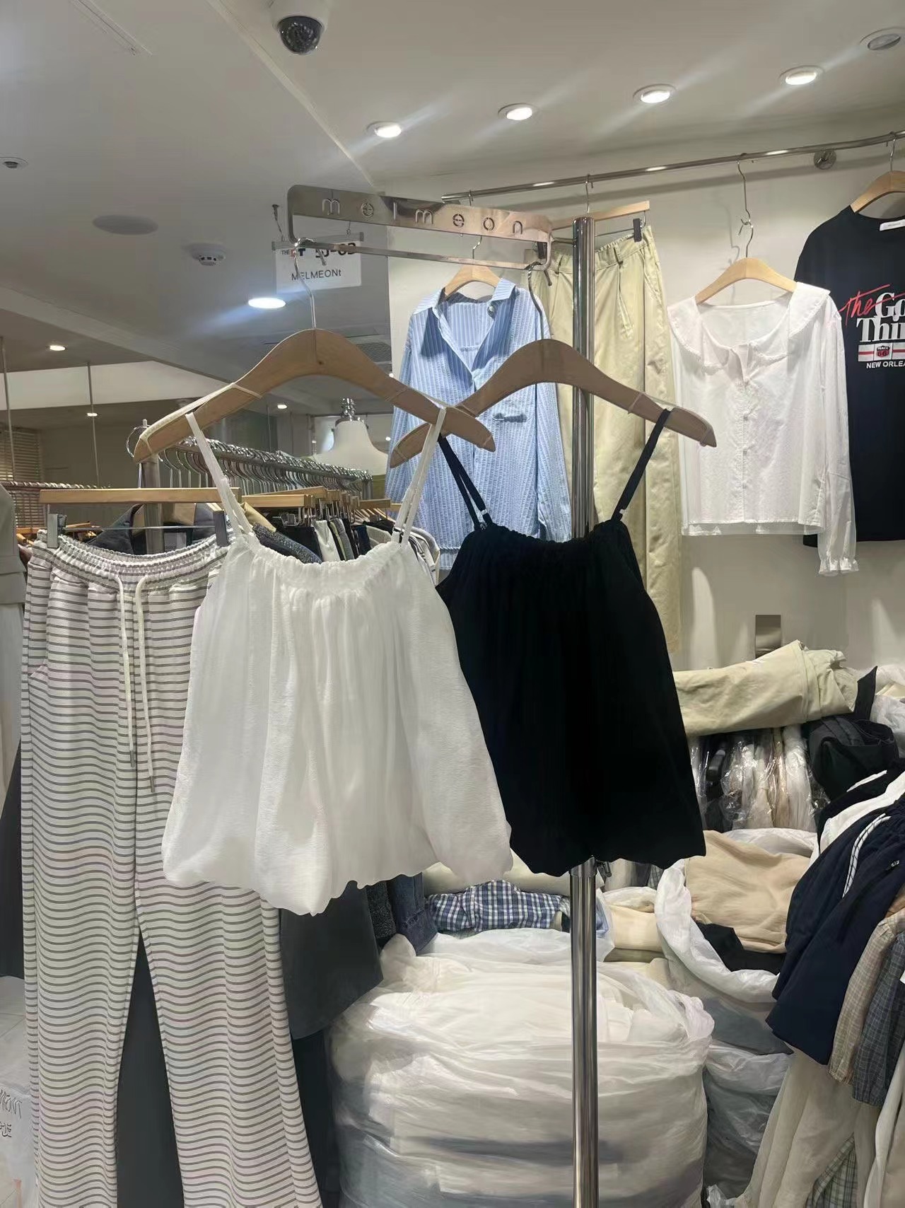 MELMEONT韓國東大門直郵女士新品26春夏職業吊帶背心無袖MELMEONT吊帶/背心圖色2左二色