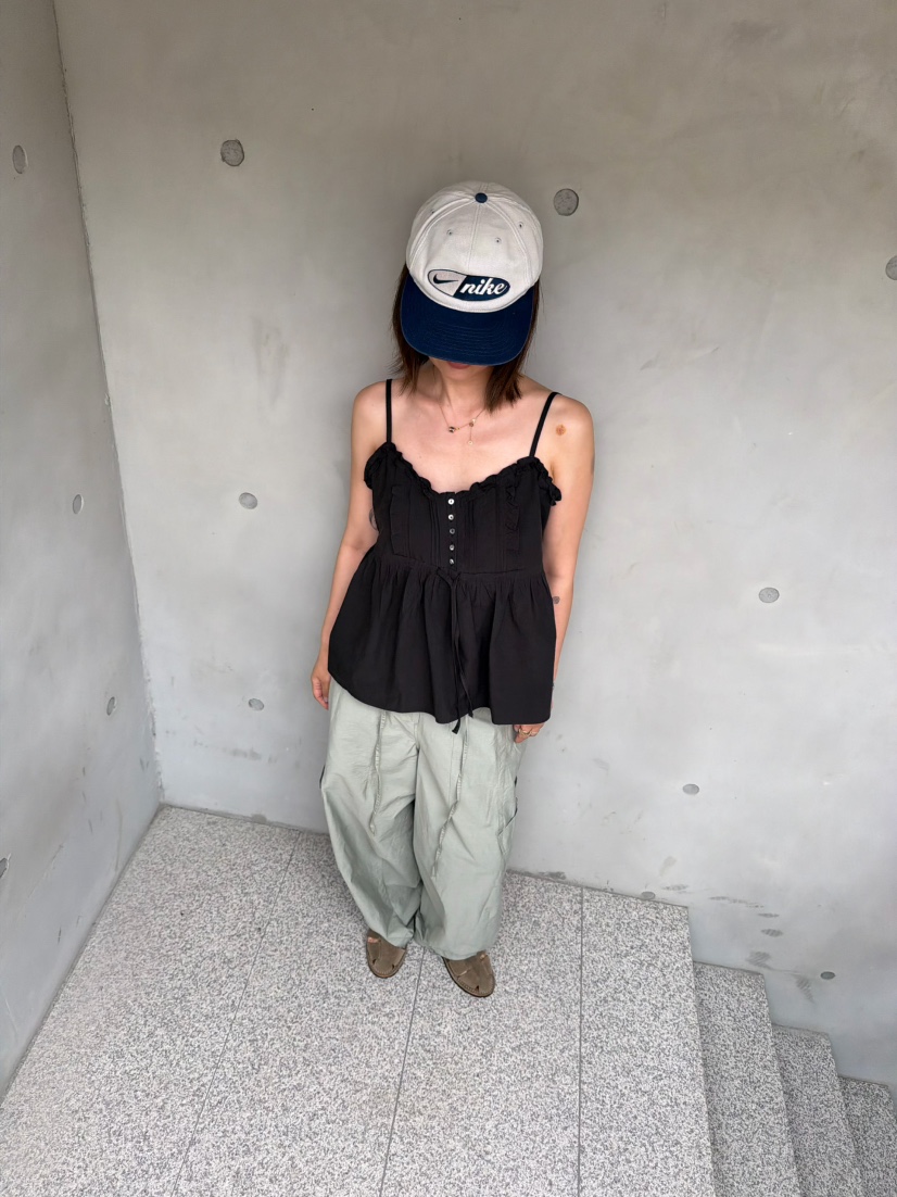 OLI SEOUL東大門實拍韓國女裝新款職業熱賣26春夏吊帶背心OLI SEOUL吊帶/背心