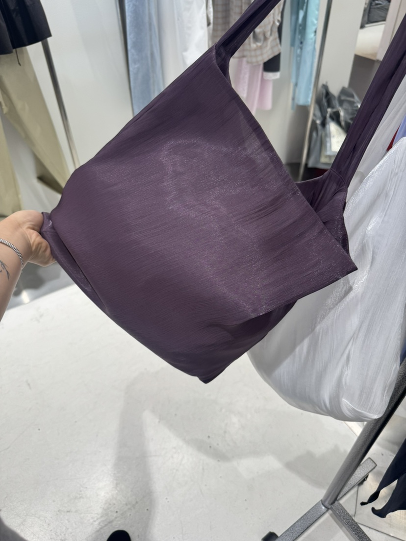 OLI SEOUL韓國直郵實拍女士新品時尚推薦26春夏單肩斜跨包OLI SEOUL單肩/斜跨包