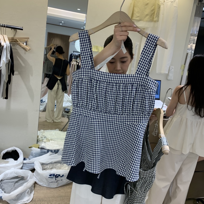 W AND J韓國東大門直郵女裝新款人氣時尚吊帶背心格子無袖W AND J吊帶/背心圖色1