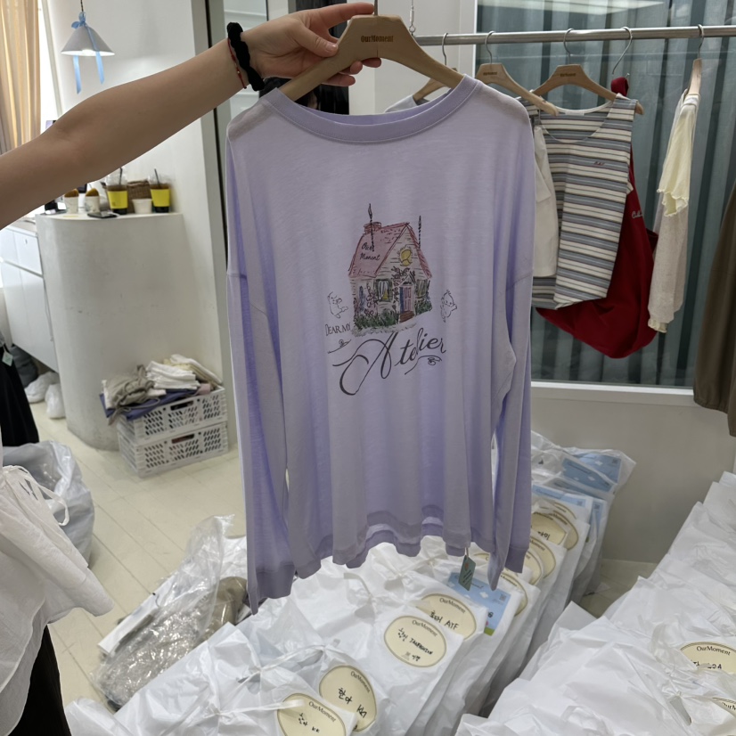 OURMOMENT韓國東大門直郵女裝新款人氣推薦時尚26夏季長袖T恤OURMOMENT長袖T恤圖色2