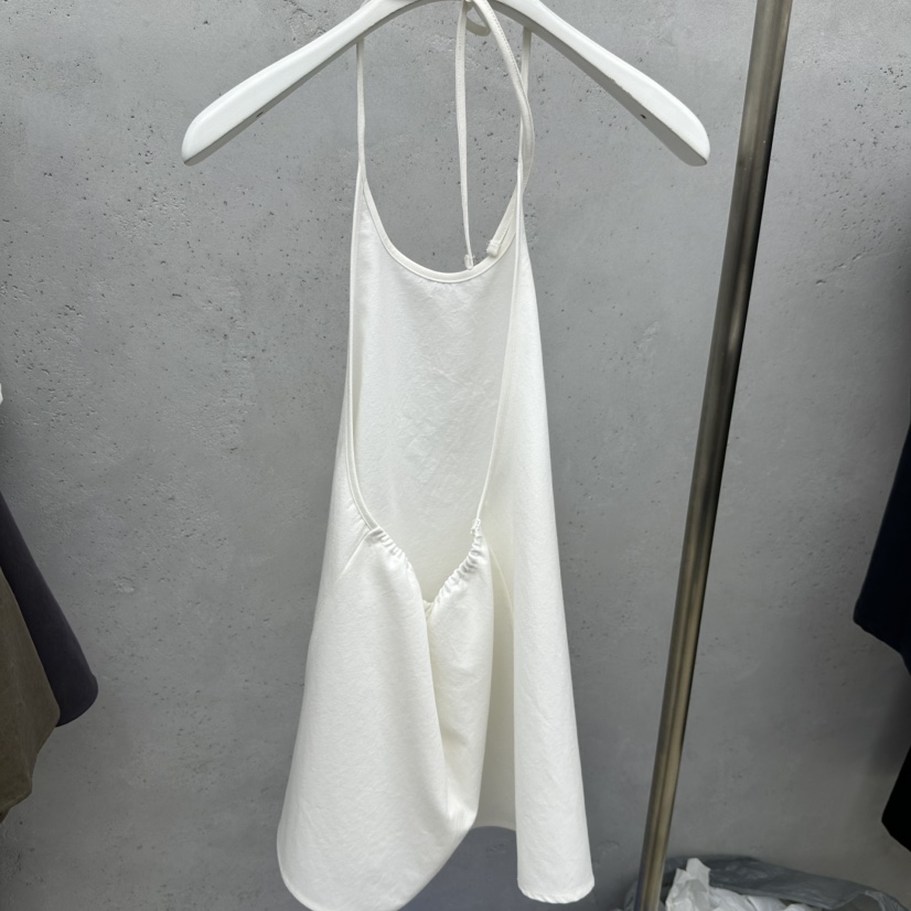 SIXTEEN韓國直郵女士新品休閑26春夏熱賣時尚職業吊帶背心SIXTEEN吊帶/背心