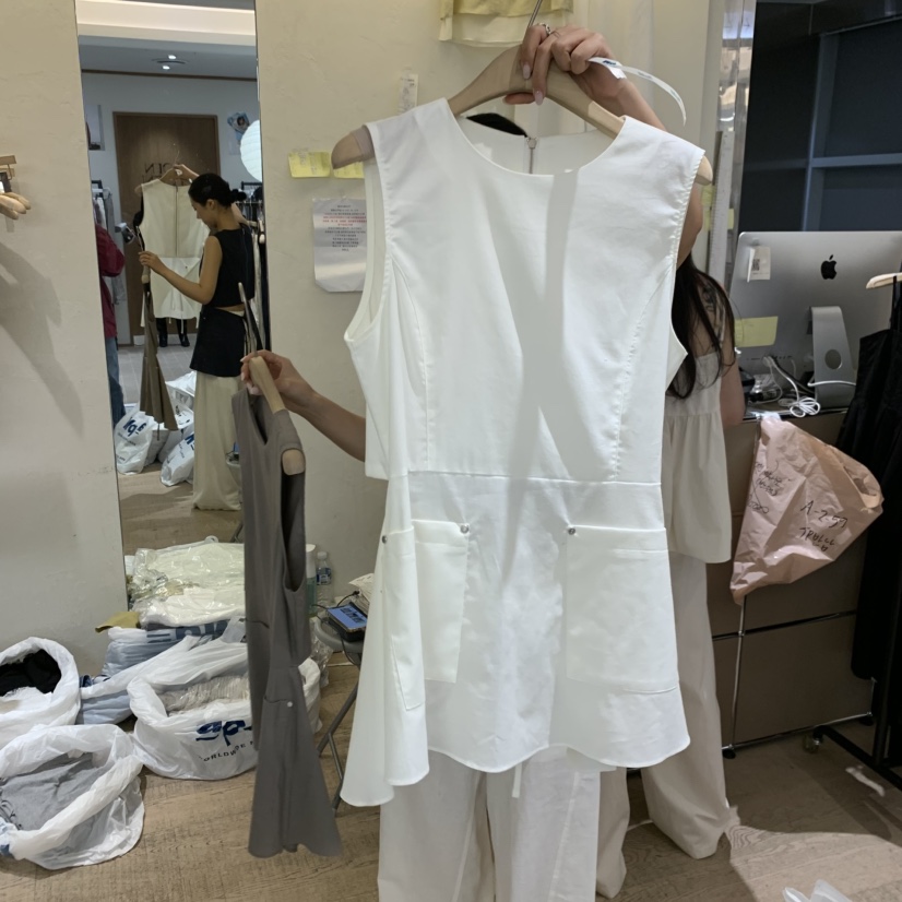 W AND J韓國代購女裝新款休閑時尚26夏季26春夏吊帶背心拉鏈W AND J吊帶/背心圖色1