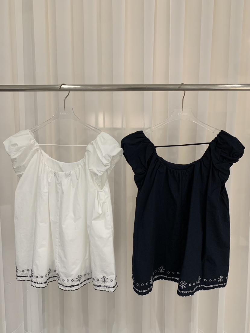 FABRIC韓國直郵女裝新品人氣時尚26春夏熱賣襯衫蕾絲衫刺繡FABRIC襯衫/蕾絲衫