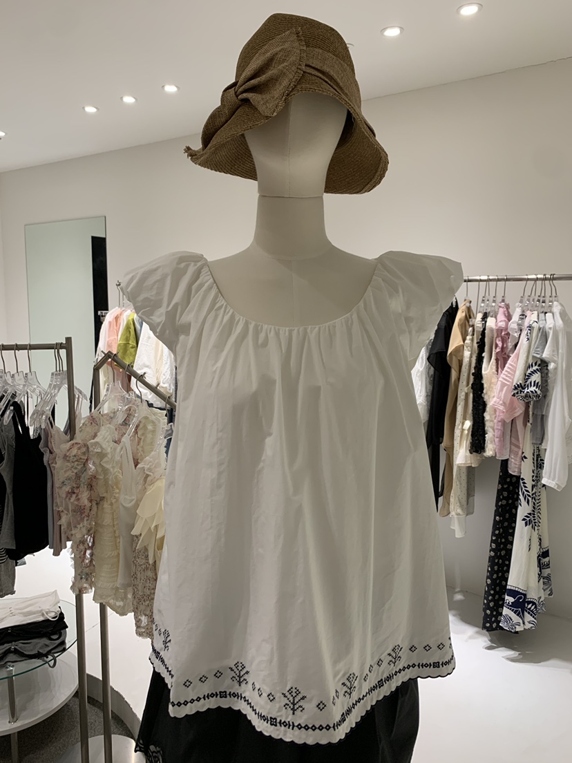 FABRIC韓國直郵女裝新品人氣時尚26春夏熱賣襯衫蕾絲衫刺繡FABRIC襯衫/蕾絲衫