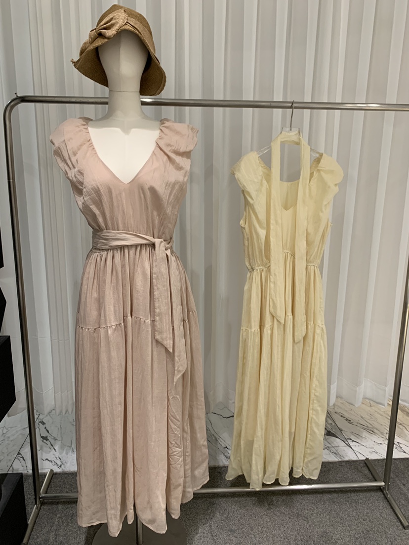 FABRIC韓國直郵實拍女士新款推薦人氣26夏季連衣裙不含腰帶FABRIC連衣裙