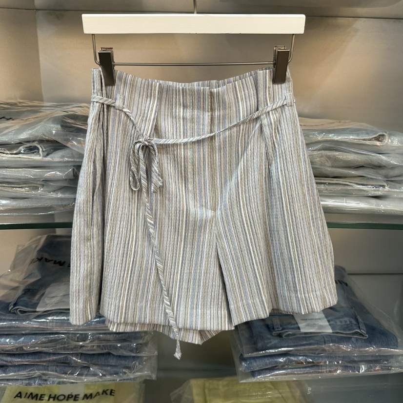 AIME HOPE MAKE/MYNAMEIS韓國東大門直郵女士新品26夏季短褲含腰繩AIME HOPE MAKE/MYNAMEIS短褲圖色2