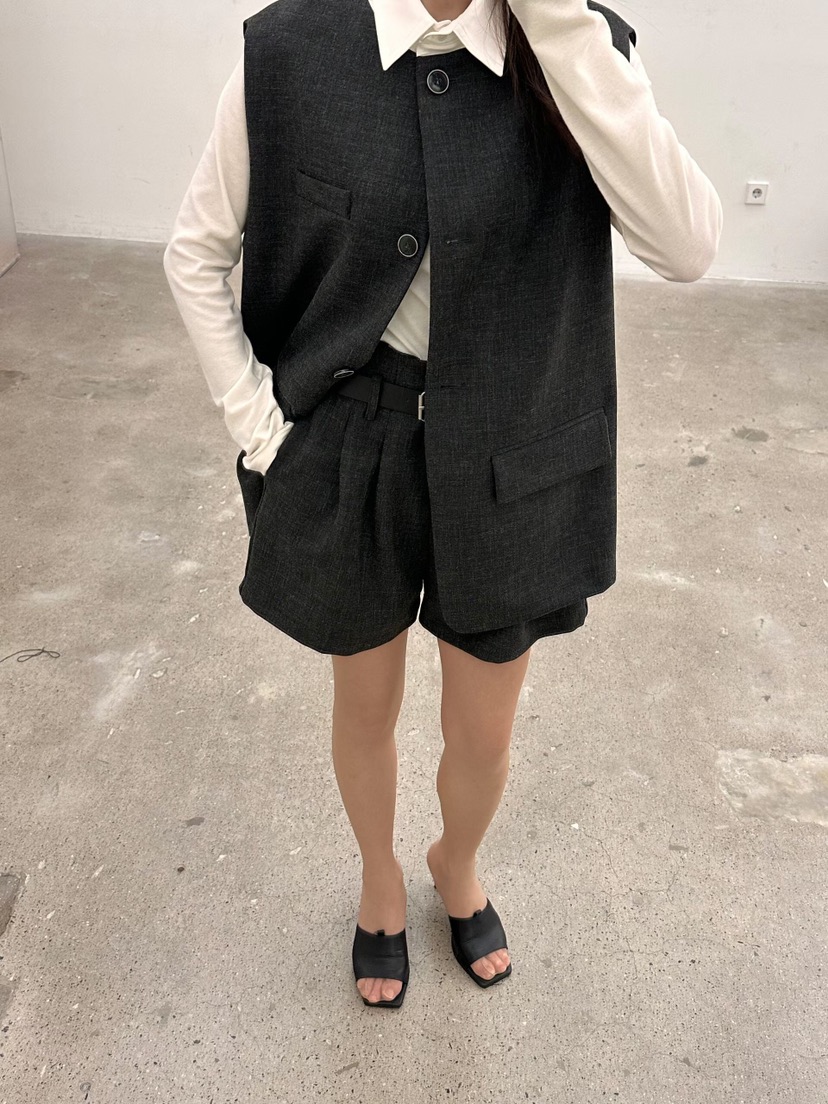 GENTLE B/LOVENTINA韓國東大門代購女士新款時尚短褲腰帶GENTLE B/LOVENTINA短褲
