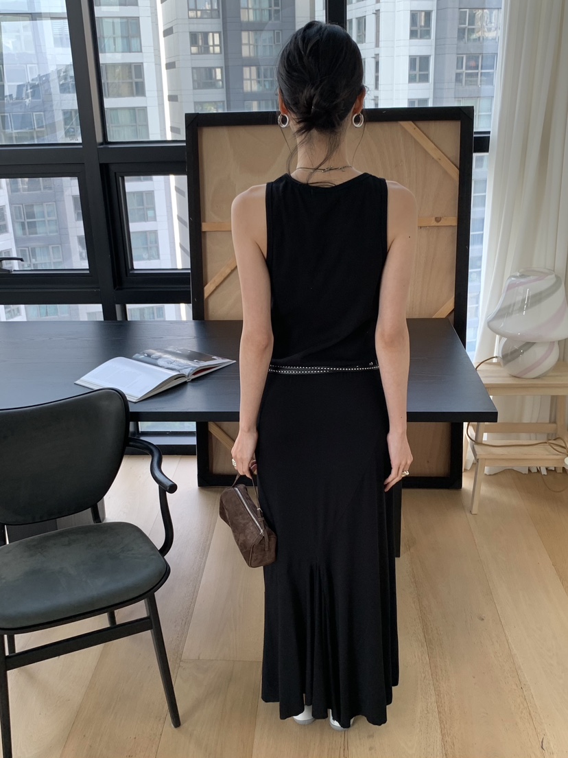 LOFN韓國直郵女裝新品推薦職業26夏季時尚休閑人氣連衣裙LOFN連衣裙