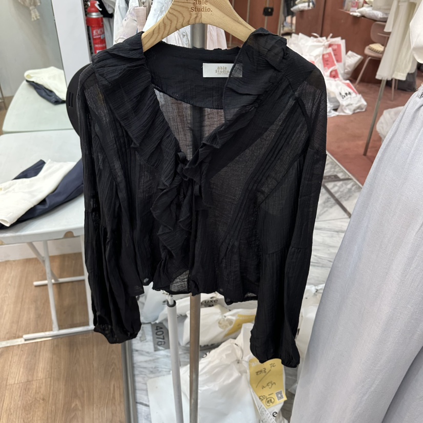 ABLESTUDIO韓國直郵女士新款26春夏人氣時尚襯衫蕾絲衫打折ABLESTUDIO襯衫/蕾絲衫圖色2