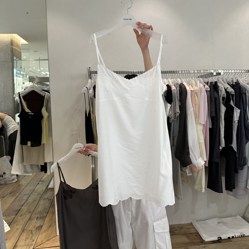 CREAM VILLA韓國東大門直郵女士新品熱賣連衣裙刺繡CREAMVILLA連衣裙圖色1