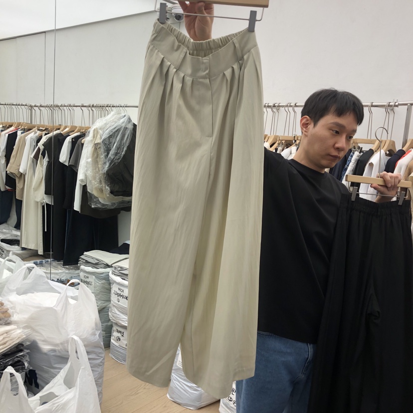 MOI-A東大門實拍韓國女裝新款職業熱賣時尚26春夏休閑褲MOI-A休閑褲圖色1