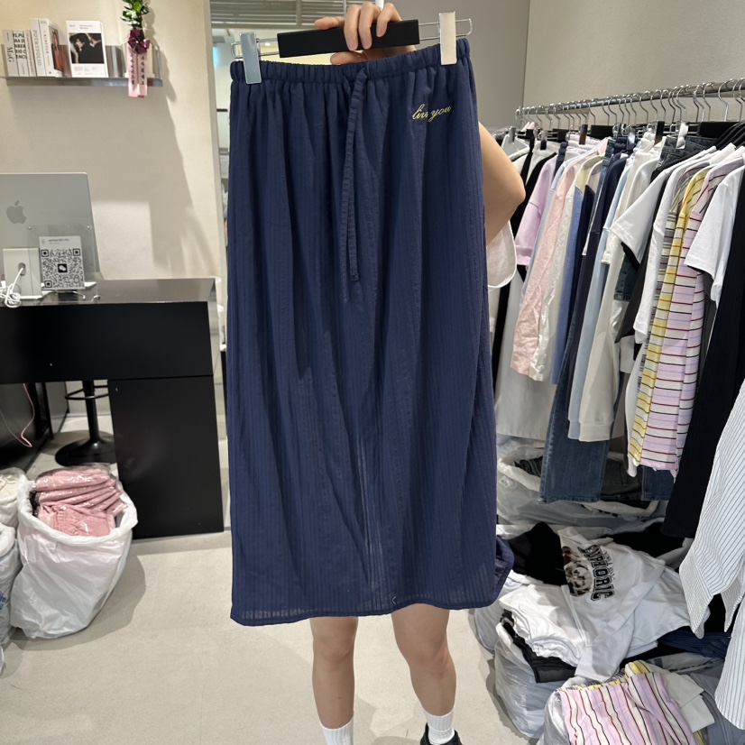LIVU/MEMO CLASSIC韓國直郵女裝新品時尚人氣職業推薦長裙LIVU/MEMO CLASSIC長裙圖色2