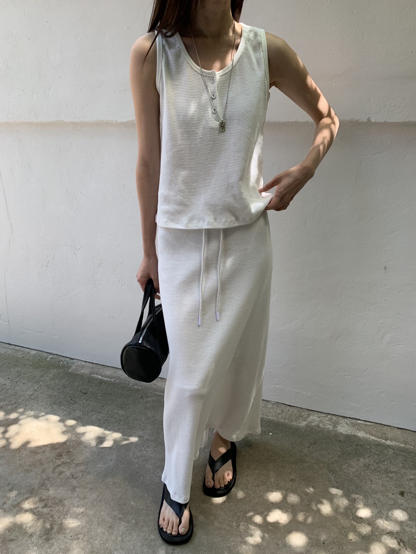 B_GARDER韓國代購女裝新品26夏季休閑推薦職業長裙華夫格B.GARDER長裙