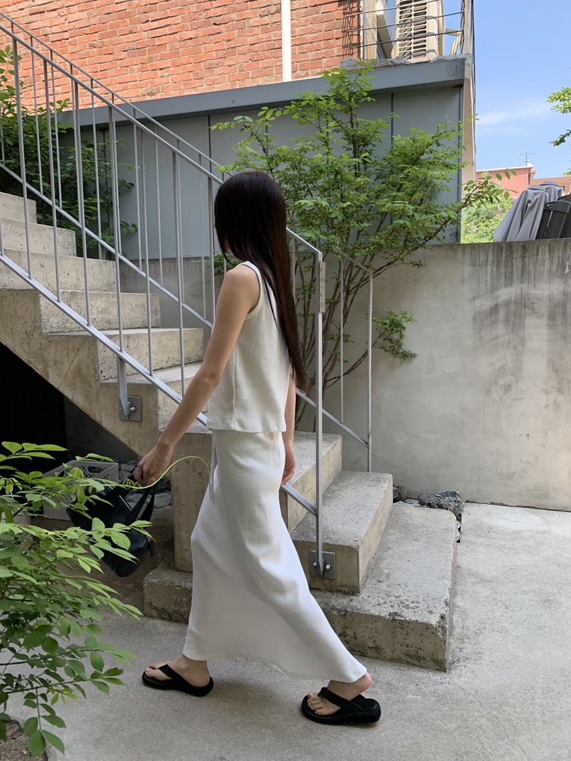 B_GARDER韓國代購女裝新品26夏季休閑推薦職業長裙華夫格B.GARDER長裙