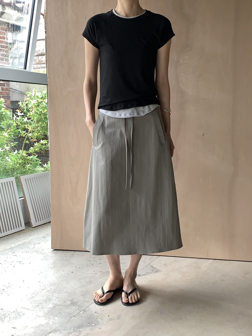 B_GARDER韓國代購女士新品推薦26夏季人氣職業休閑26春夏長裙B.GARDER長裙