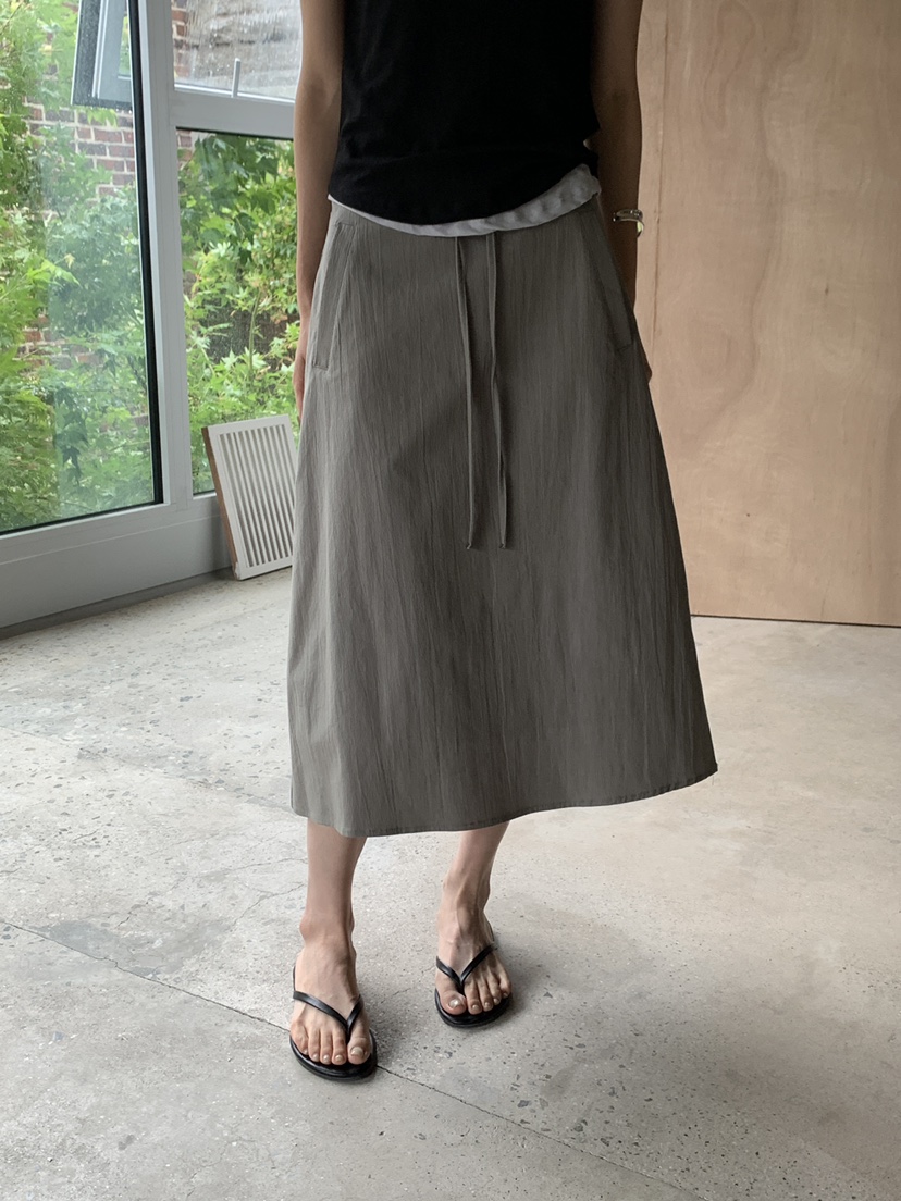 B_GARDER韓國代購女士新品推薦26夏季人氣職業休閑26春夏長裙B.GARDER長裙圖色1