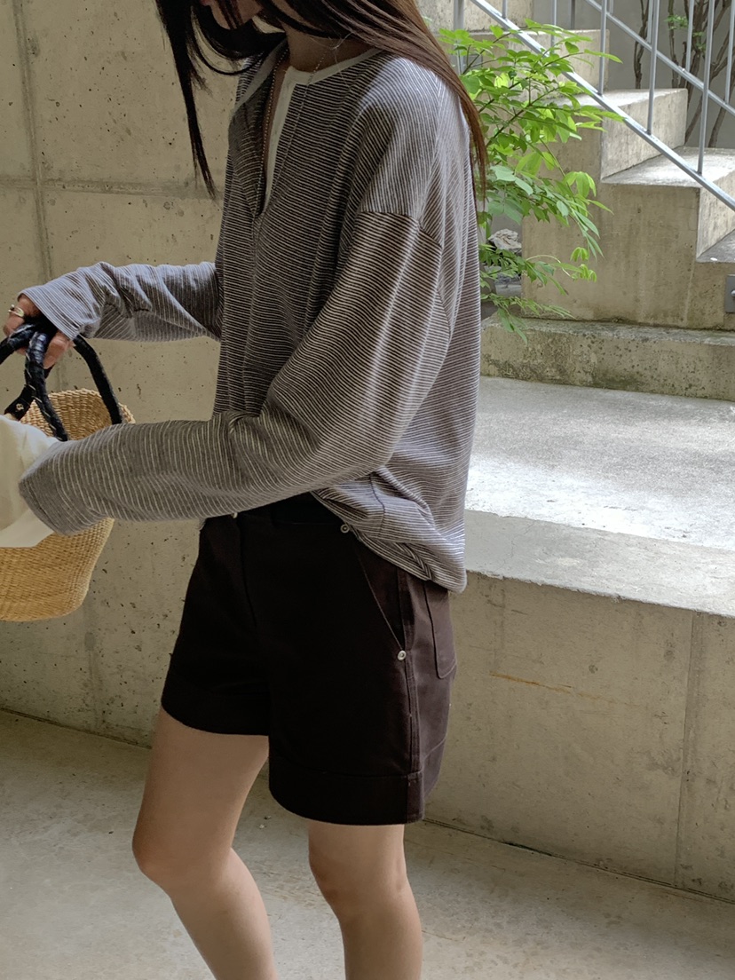 B_GARDER韓國直郵女士新品人氣時尚推薦長袖T恤假兩件條紋B.GARDER長袖T恤