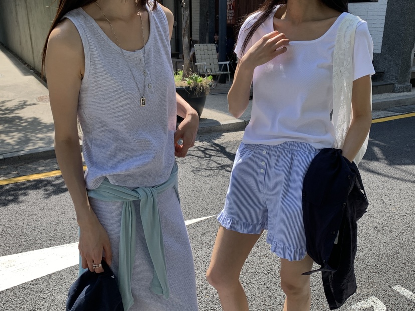 B_GARDER東大門實拍韓國女裝新品26春夏吊帶背心華夫格格紋B.GARDER吊帶/背心