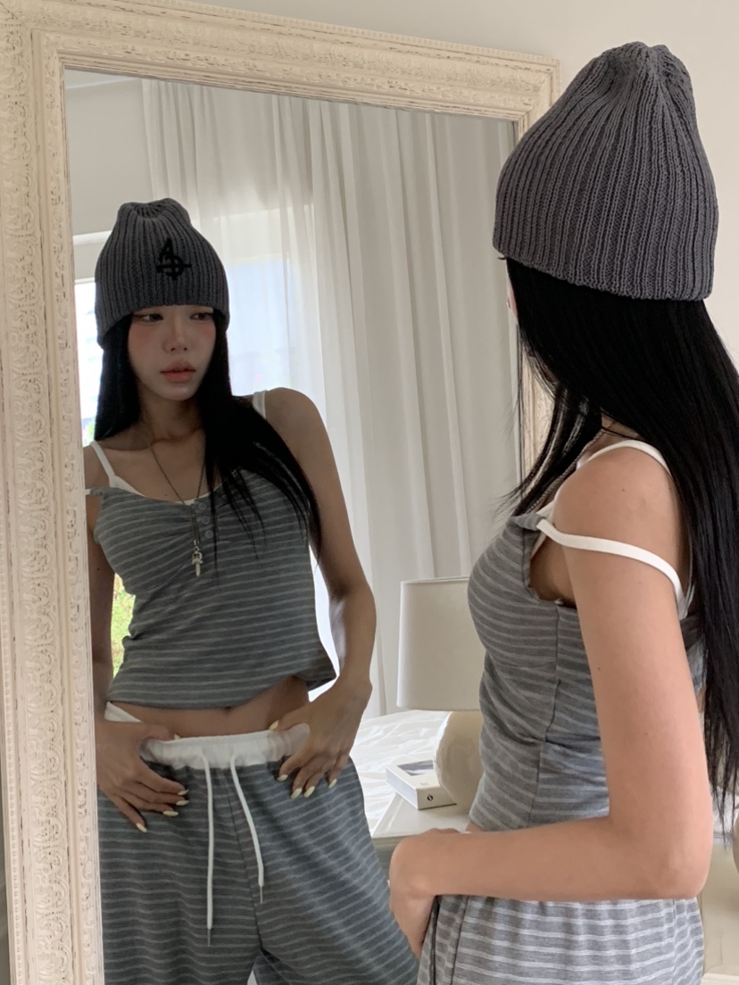 BADCALM東大門實拍韓國女裝新款時尚人氣職業熱賣吊帶背心BADCALM吊帶/背心