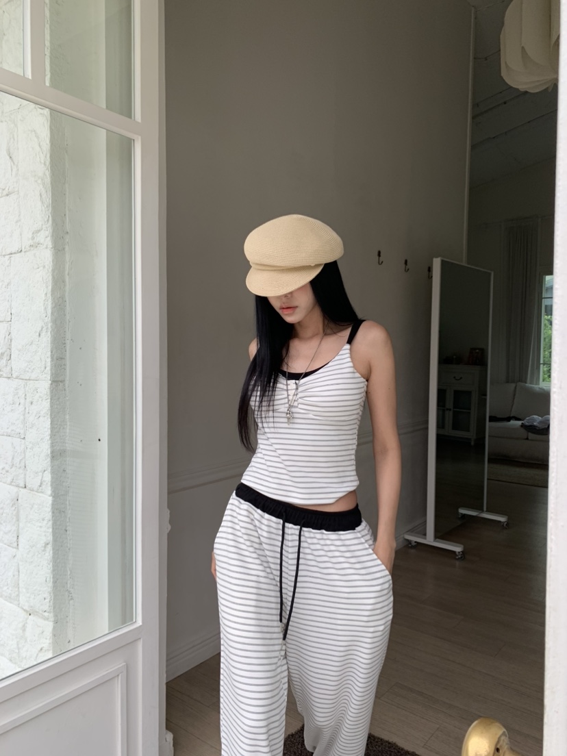 BADCALM東大門實拍韓國女裝新款時尚人氣職業熱賣吊帶背心BADCALM吊帶/背心圖色1