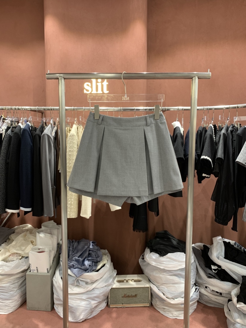 SLIT韓國東大門直郵女士新款人氣26春夏時尚職業熱賣裙褲SLIT裙褲圖色1