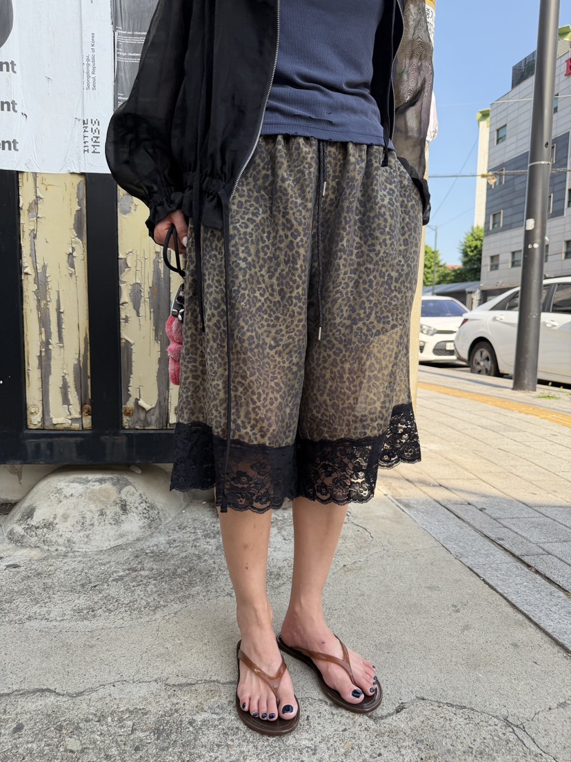 FRANC—L韓國直郵女士新款人氣職業熱賣26夏季短褲豹紋蕾絲FRANC短褲圖色1